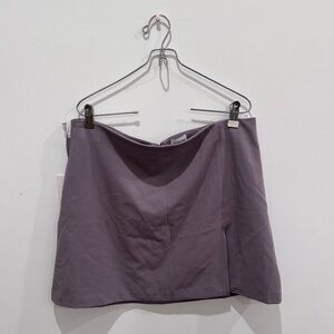 Aritzia mini skirt NWT